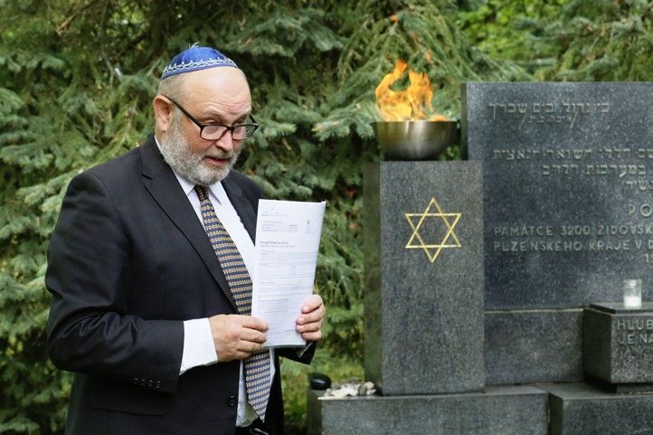 Fotografie: P. Eret 240415_Pieta_Zidovsky_hrbitov_3