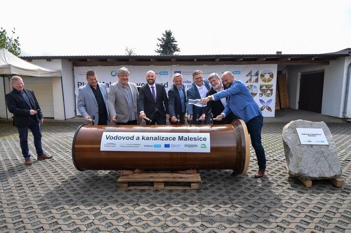 Zahájení stavby (fotografie: M. Pecuch) 240415_Vodovod_Malesice_5