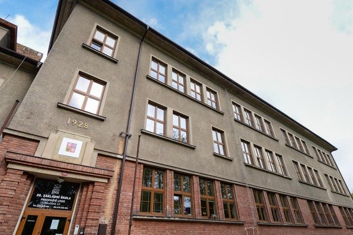 Litická škola (fotografie: M. Pecuch) 240418_ZS_Litice_1