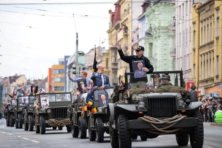 240505_Slavnosti_svobody_Convoy_2