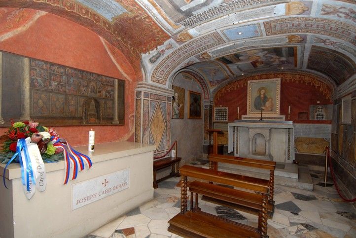 240517_Kardinal_Beran_hrobka_Vatikan