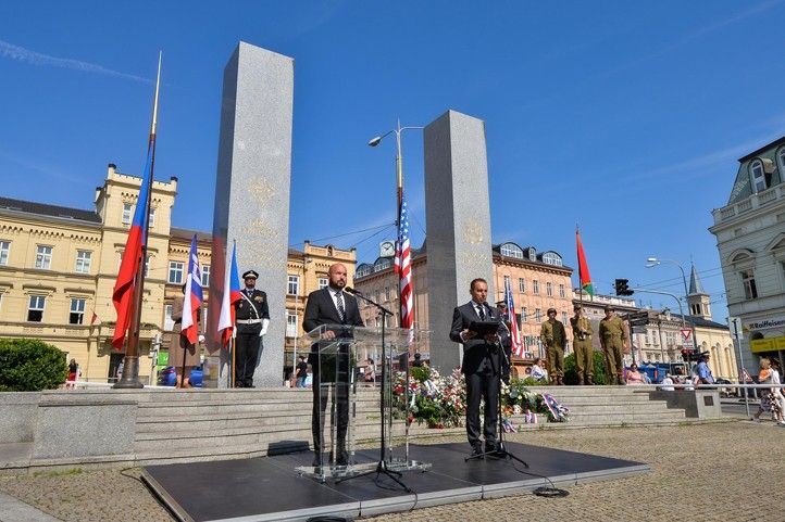 240715_Thompson_pieta_5