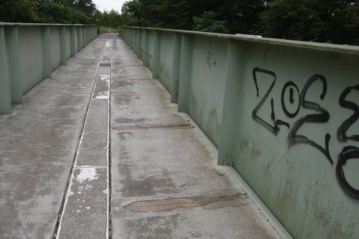 Lávka před opravou (fotografie: R. Žáková) 240726_Lavka_Hradiste_1