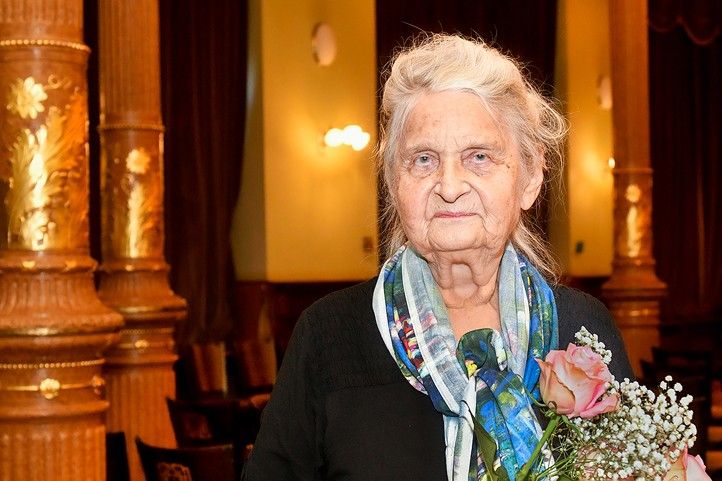 Miroslava Nová (zdroj fotografií: Magistrát města Plzně) 241016_Umelecka_cena_Nova_1