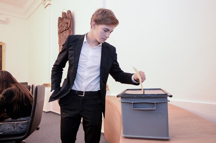 Fotografie: M. Pecuch 241127_Skolni_parlament_6