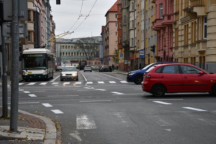 Opravená Dobrovského ulice (fotografie: R. Žáková) 241217_Dobrovskeho_Zakova_3