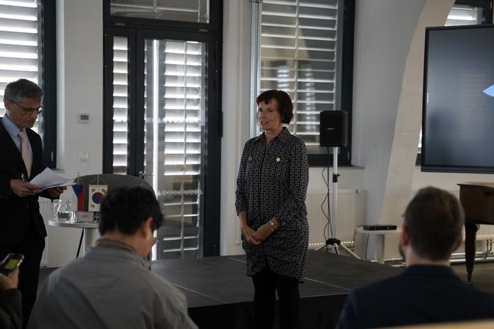 250311_Jihokorejska_navsteva_UKR_Bosak_3