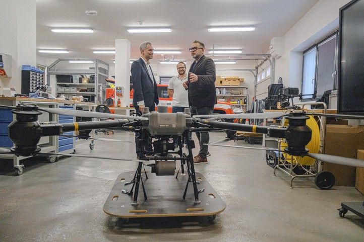 Zdroj fotografií: kancelář náměstka P. Bosáka 250328_Bosak_Kus_4