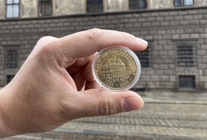 Zdroj fotografií: Plzeň - TURISMUS 250529_Pametni_mince_1