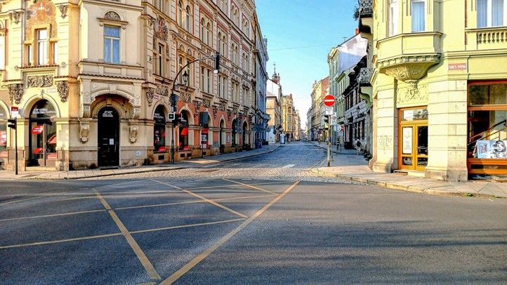 Opravená Rooseveltova ulice (fotografie: M. Pecuch) 250815_Rooseveltova_1