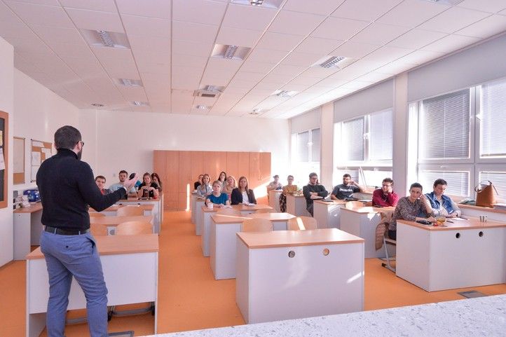 Školení na 7. ZŠ v Plzni (fotografie: M. Pecuch) 251031_MAP_Plzen_MSMT_ucitel_skoleni_3