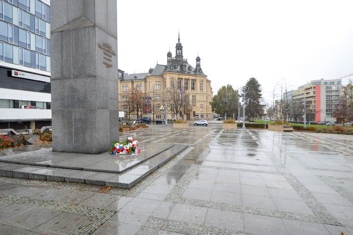 Fotografie: M. Pecuch 251117_Havel_17_listopad_4