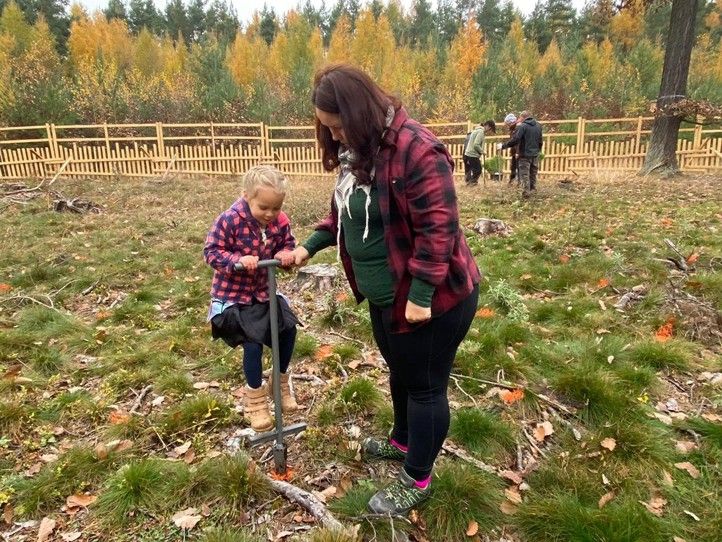 Zdroj fotografií: Správa veřejného statku města Plzně 260327_Sazeni_lesa_3