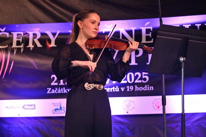 Zdroj fotografií: archiv pořadatele 260707_Vecery_vazne_hudby_1
