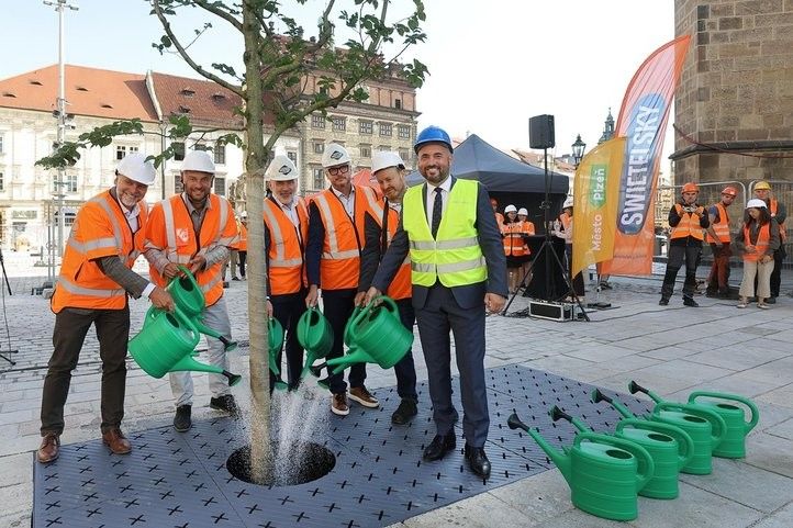 Náměstí Republiky. Fotografie: Z. Vaiz, B. Hájková 260827_Namesti_Republiky_2