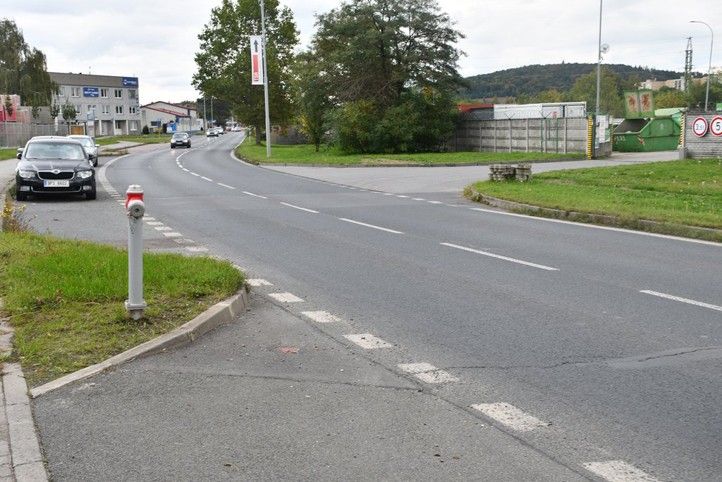 Lokalita před stavbou (foto: R. Žáková) 260914_Cyklo_stezka_jatecni_Pred