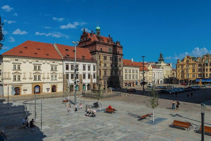 Rekonstruované náměstí Republiky (fotografie: Z. Vaiz) 260915_Namesti_Republiky