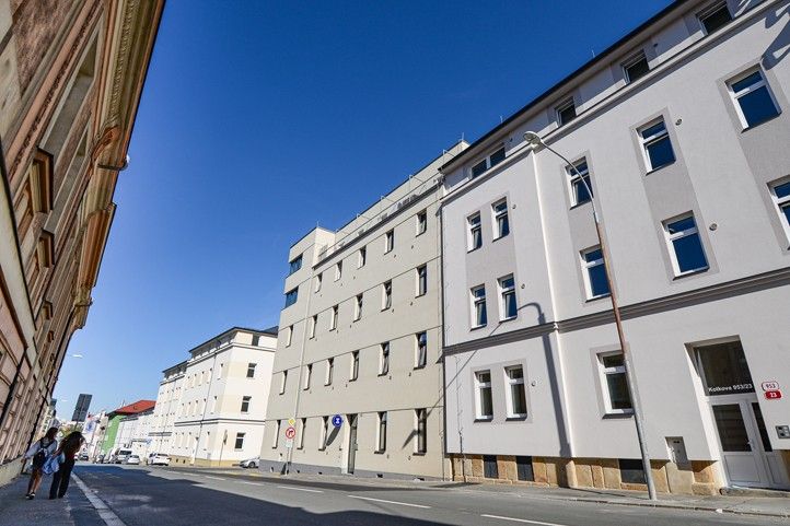Kotkova ulice po rekonstrukci městských domů (fotografie: M. Pecuch) 260929_Kotkova_17_byt_dum_5